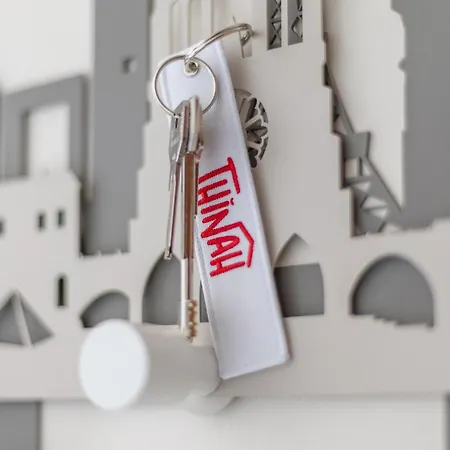 Stylish Porta Romana With Terrace Lägenhet